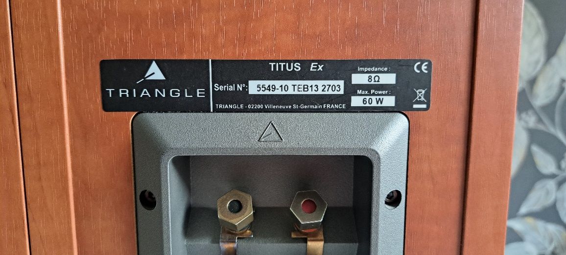 Kolumny Triangle Titus Ex