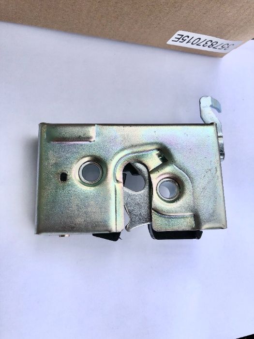 Замок двери торцевой передний левый VW Passat B3 Пассат