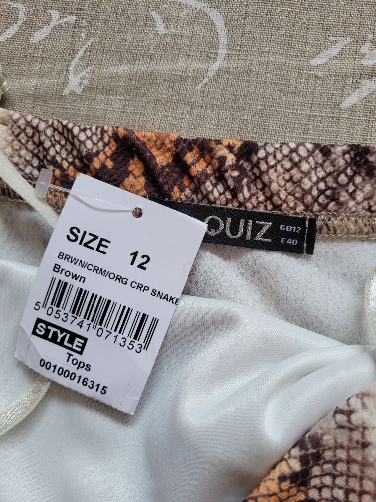 Krótka wzorzysta bluzka na ramiaczka crop top zwierzęcy print 40 L