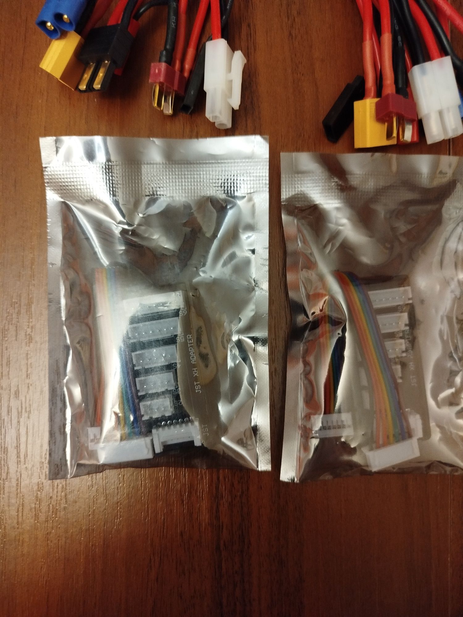 HOTA D6 Pro,ToolkitRC Q6AC