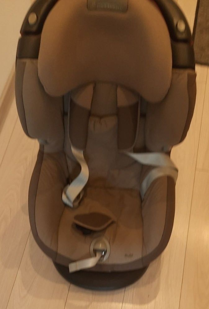 Fotelik samochodowy Maxi Cosi Rubi 9-18kg