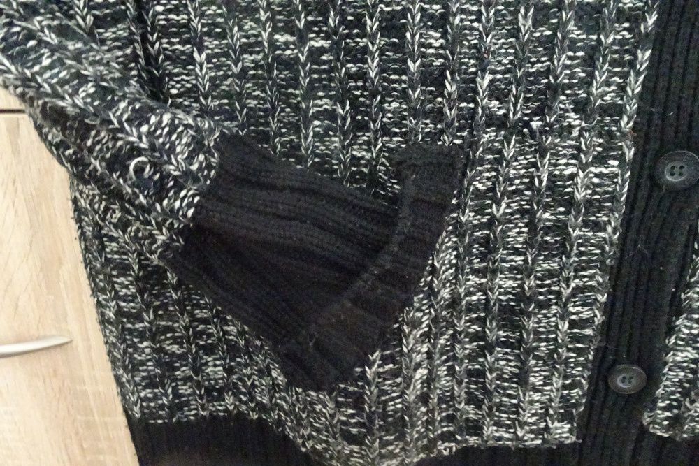 Sweter damski czarno-biały, duży rozmiar