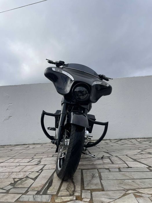 Harley davidson street glide