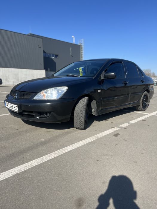 Mitsubishi ланер 9