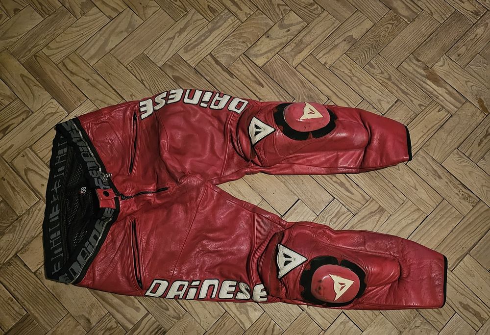 Calças Dainese Fato