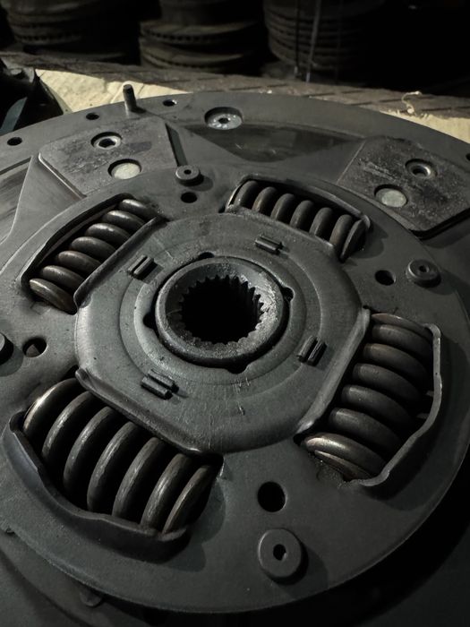 Комплект щеплення Nissan Patrol Y61 ZD30