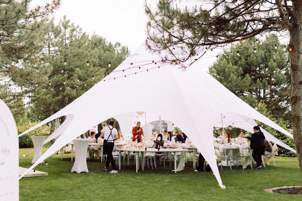 Прокат, аренда стульев, столов, шатров