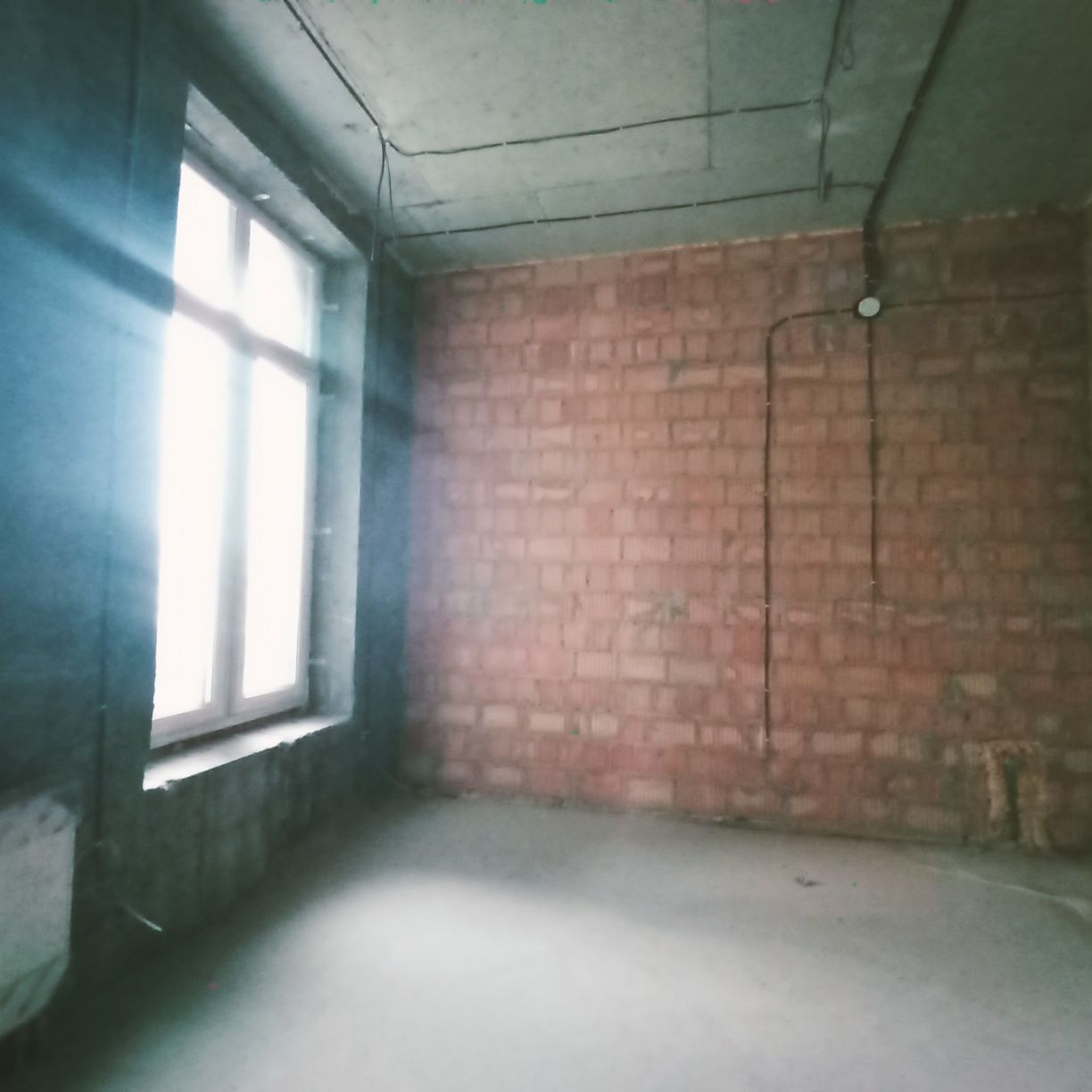 Продаж 3к. квартири 105 м²