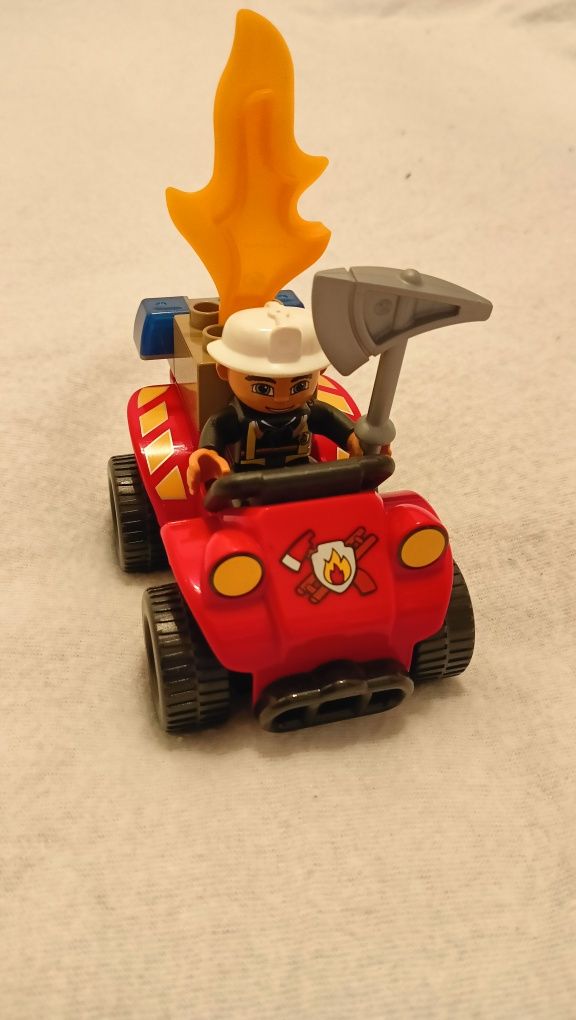 Wóz strażacki LEGO Duplo 5603