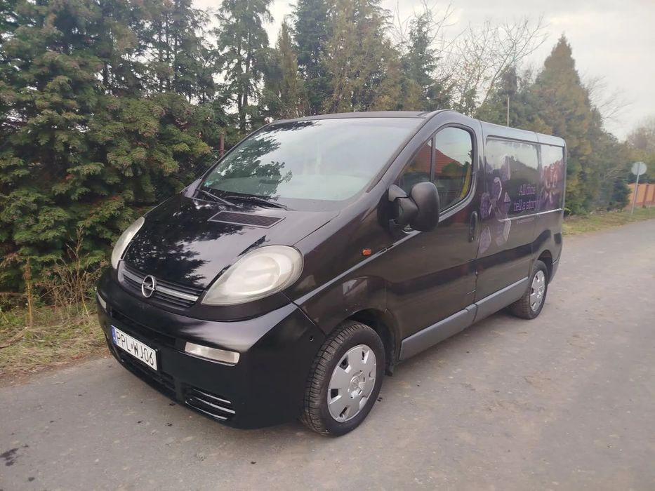 Opel Vivaro  2.5 diesel Klimatyzacja 6-biegowy Ładny stan