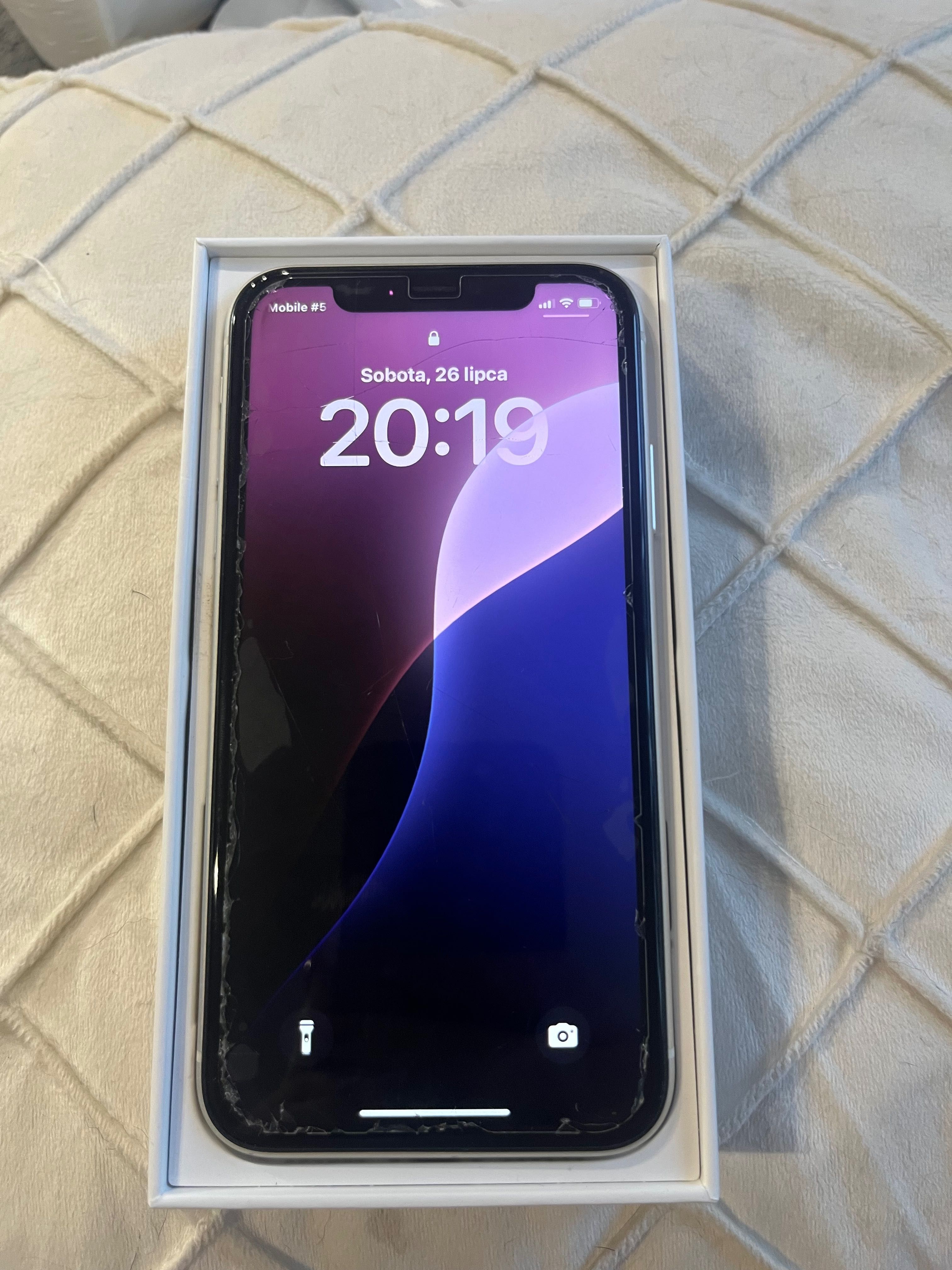 iPhone 11 bez gwarancji