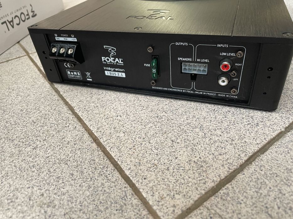 Amplificador focal