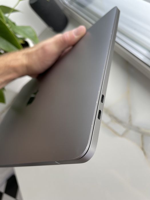 Apple MacBook Pro 13-inch Space Gray with M1 Chip (MYD82LL/A)