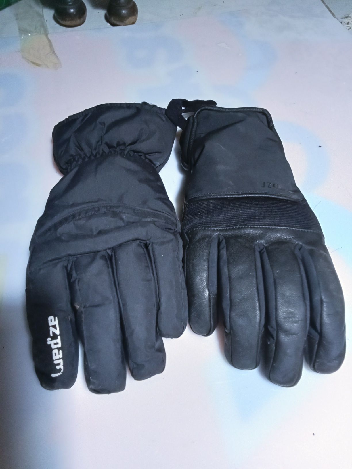 Luvas para moto, com algum uso, pretas, Ref 32