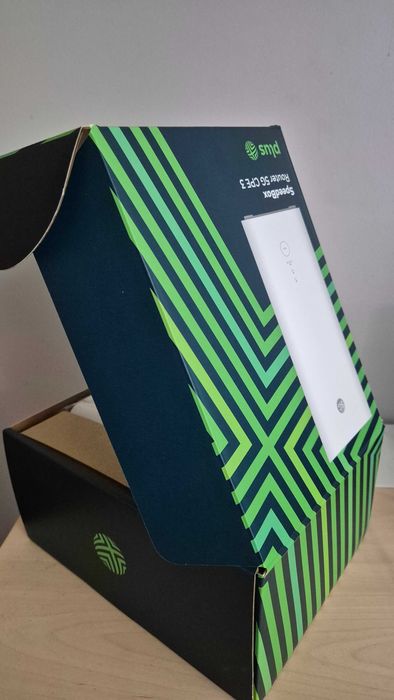 ROUTER SPEEDBOX 5G CPE 3 H135-380 Bardzo szybki, nowoczesny router 5G.