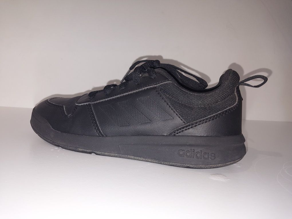 Sneakersy adidasy Adidas czarne skórzane