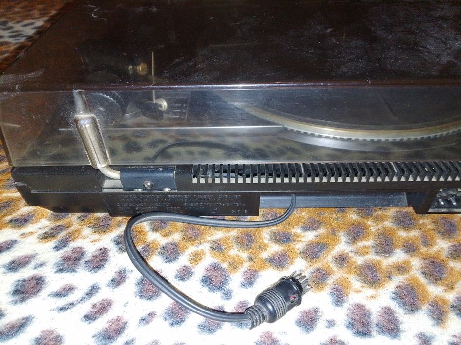 Програвач вінілових платівок Вега122С