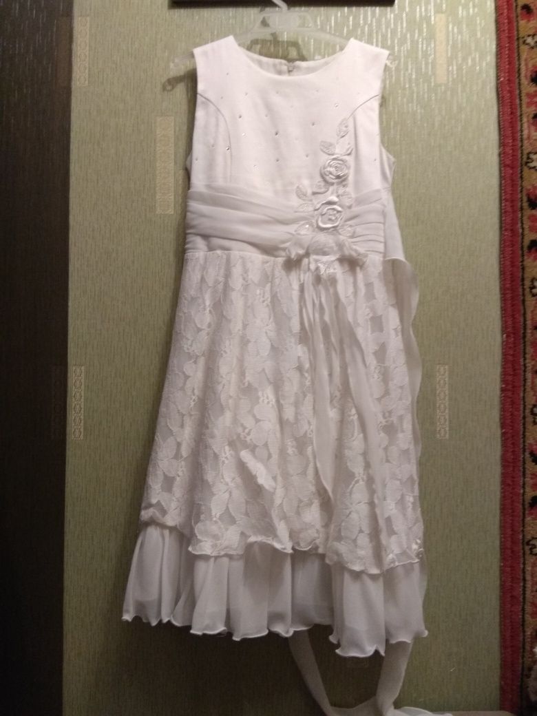 Праздничное платье с болеро цвета шампань 128 см