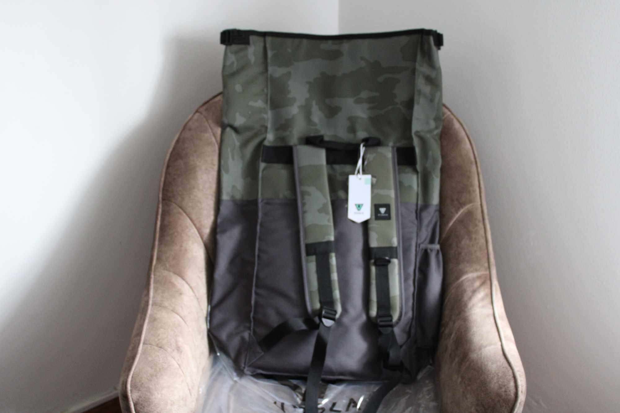 VISSLA Surfer Elite 40L Wet/Dry Backpack (CAMO)