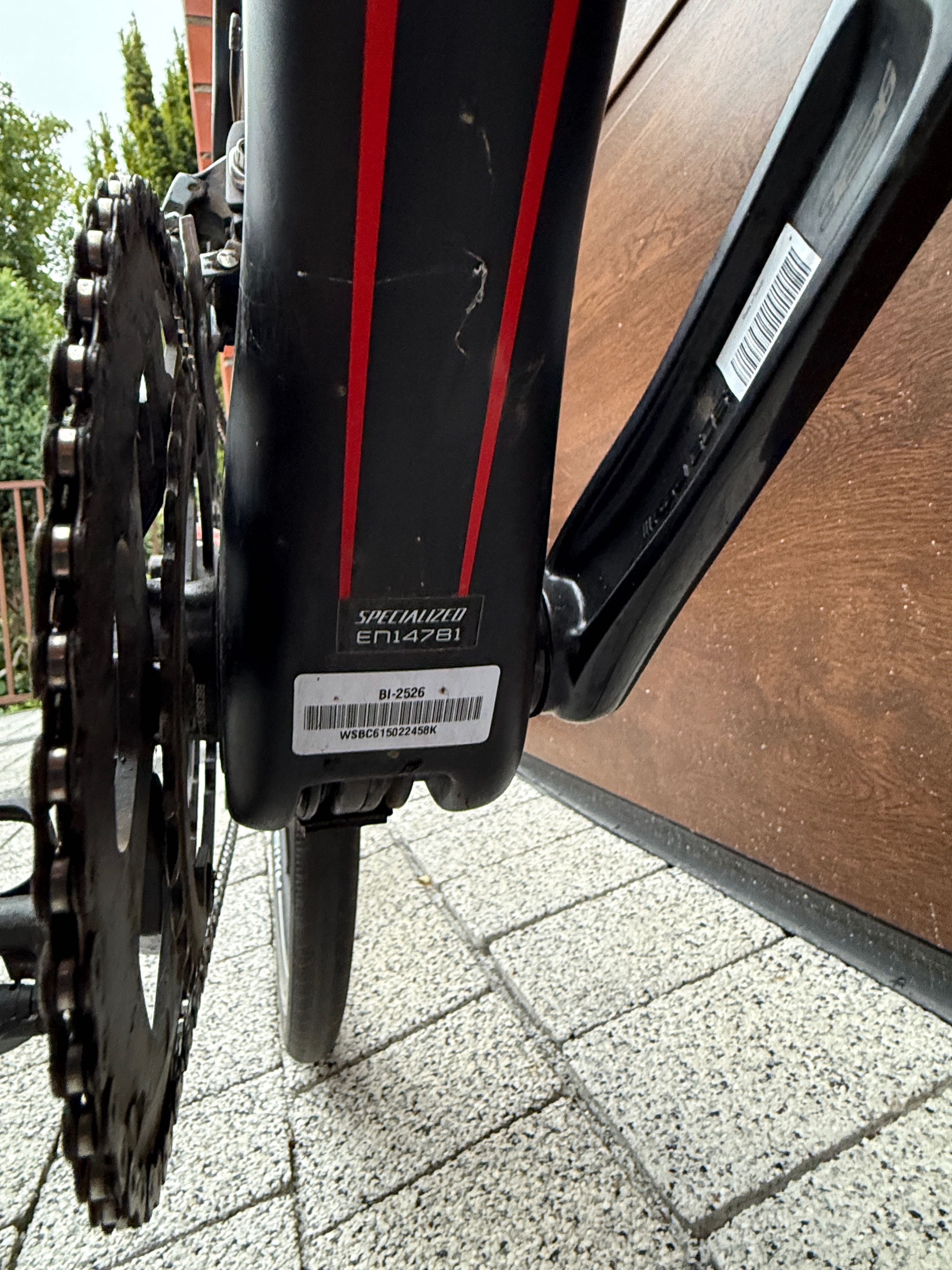 Specialized Roubaix SL4 Sport.