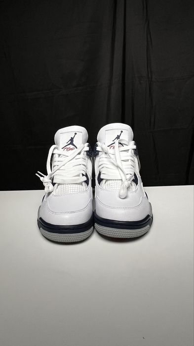Air Jordan 4 Retro Midnight Navy tamanho 43