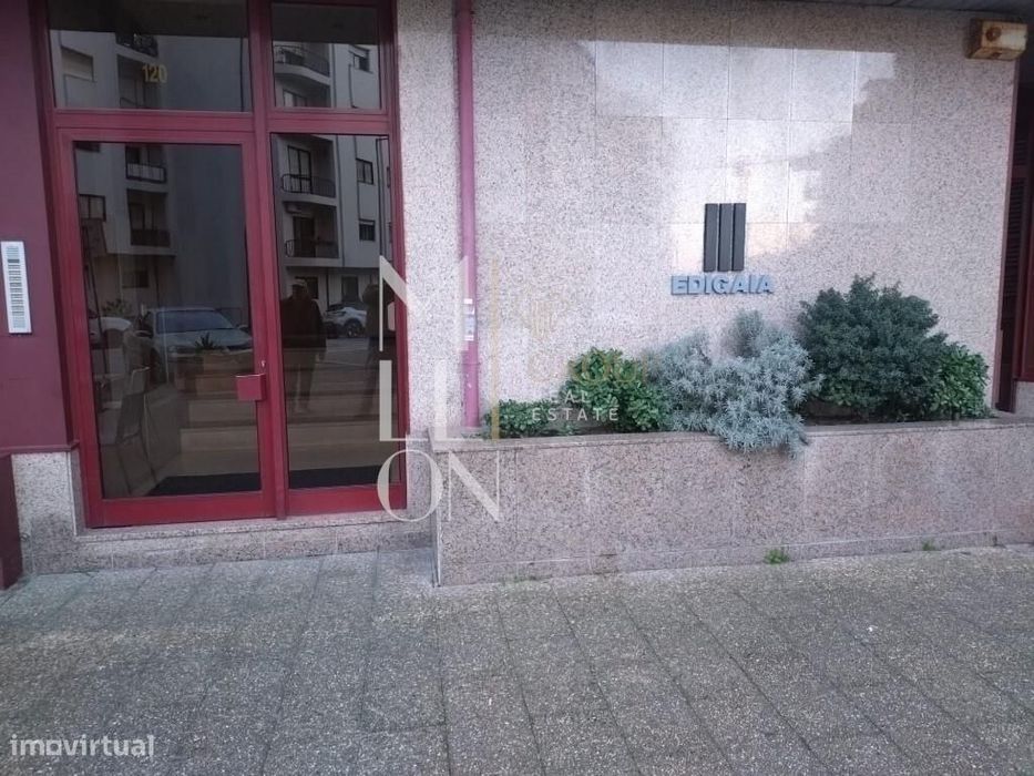 Escritório para venda em Mafamude, Vila Nova de Gaia