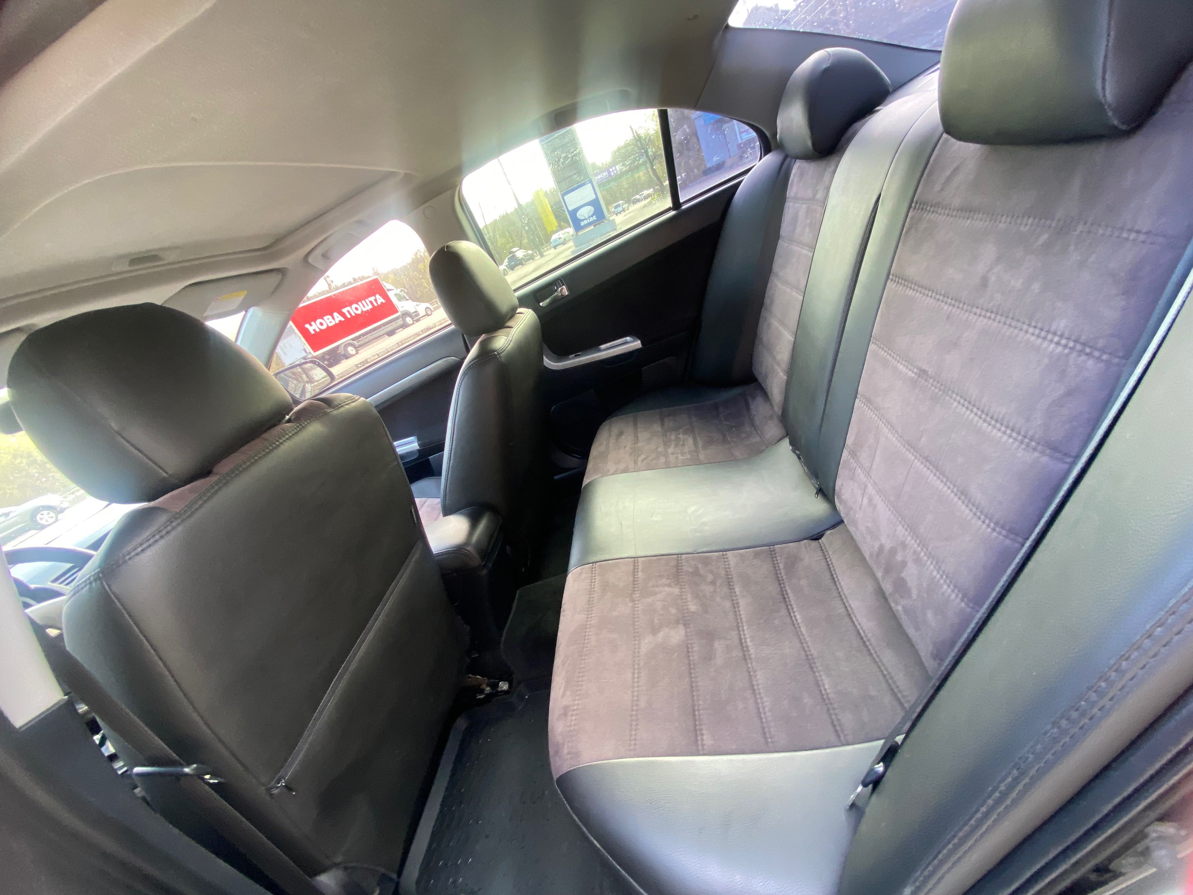 Легковий автомобіль Mitsubishi Lancer X