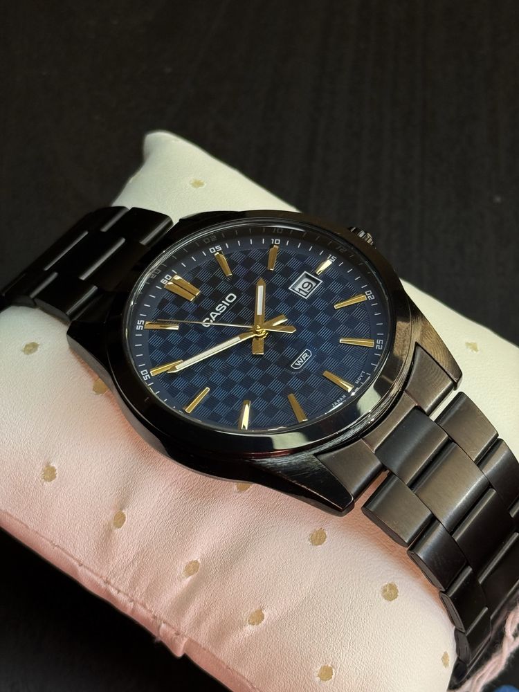 Чоловічий годинник Casio MTP-VD03B -2A ОРИГІНАЛ мужские часы оригинал