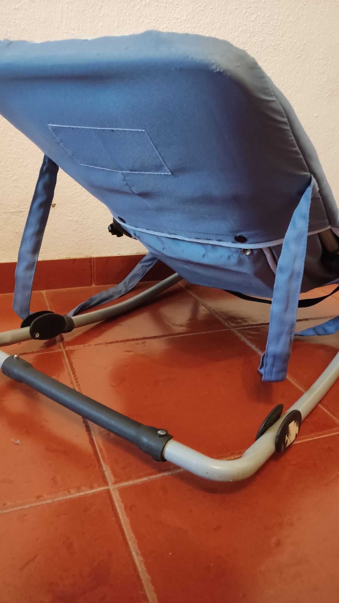 Espreguiçadeira de bebé azul