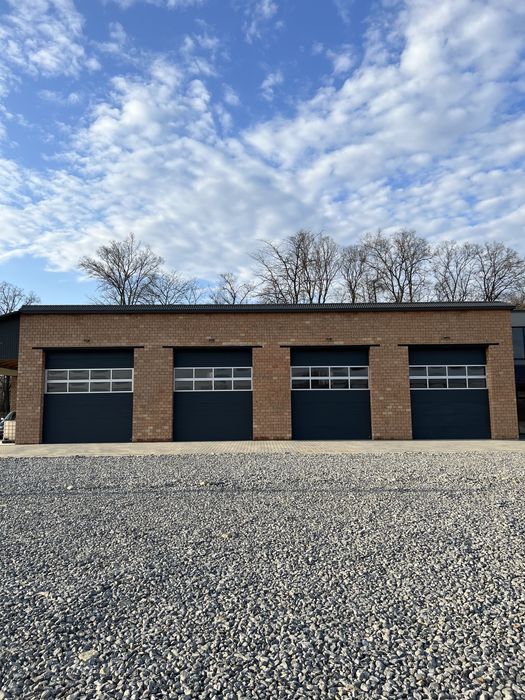 Оренда вантажного СТО TIR