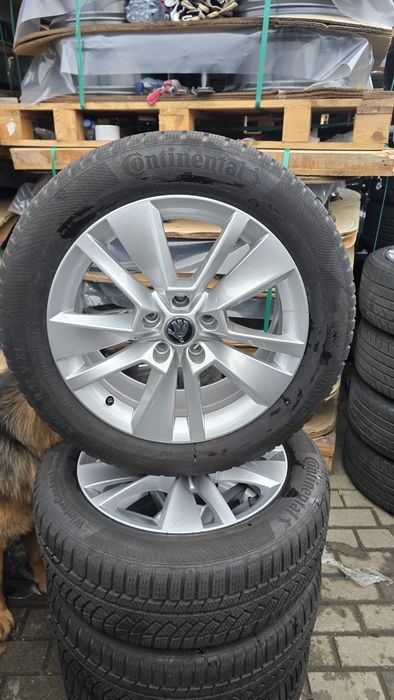 Felgi Skoda 17” + opony zimowe Continental 215/55 R17