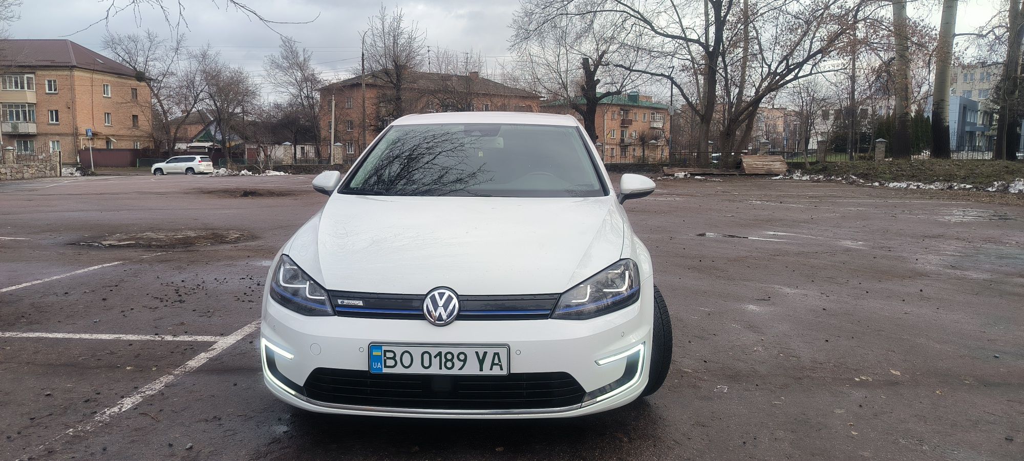 Продам Volkswagen e-golf в відмінному стані