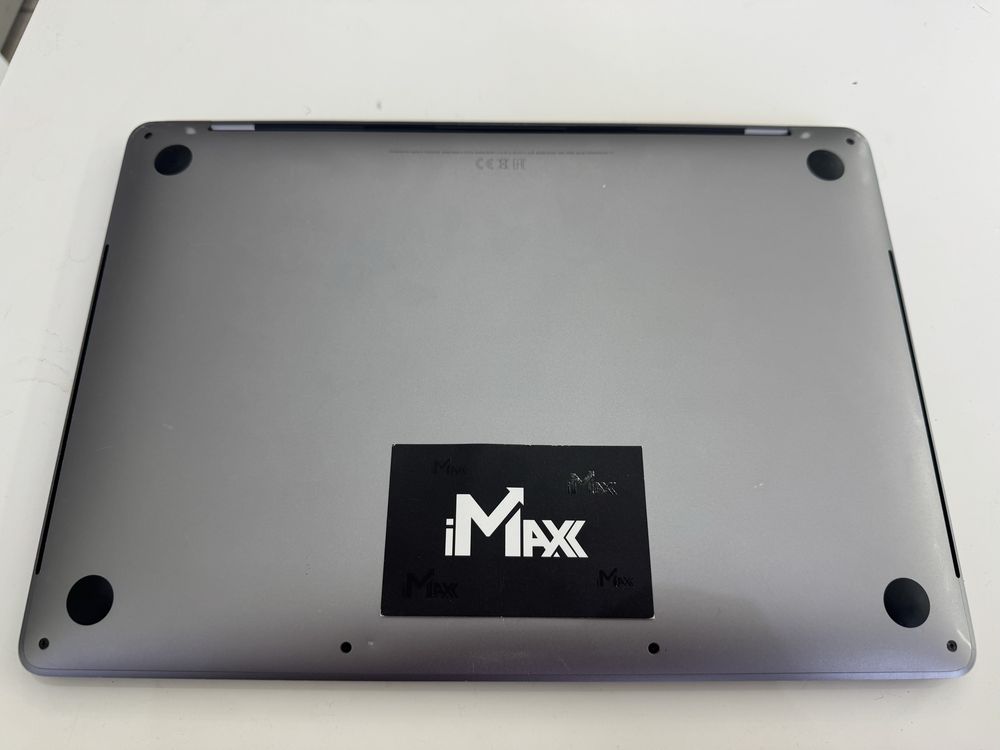 MacBook Pro 13” 2020 TouchBar 16Gb озу 1Tb SSD 96% АКБ Без Блокувань