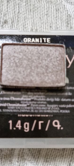 Cień do powiek Granite błyszczący