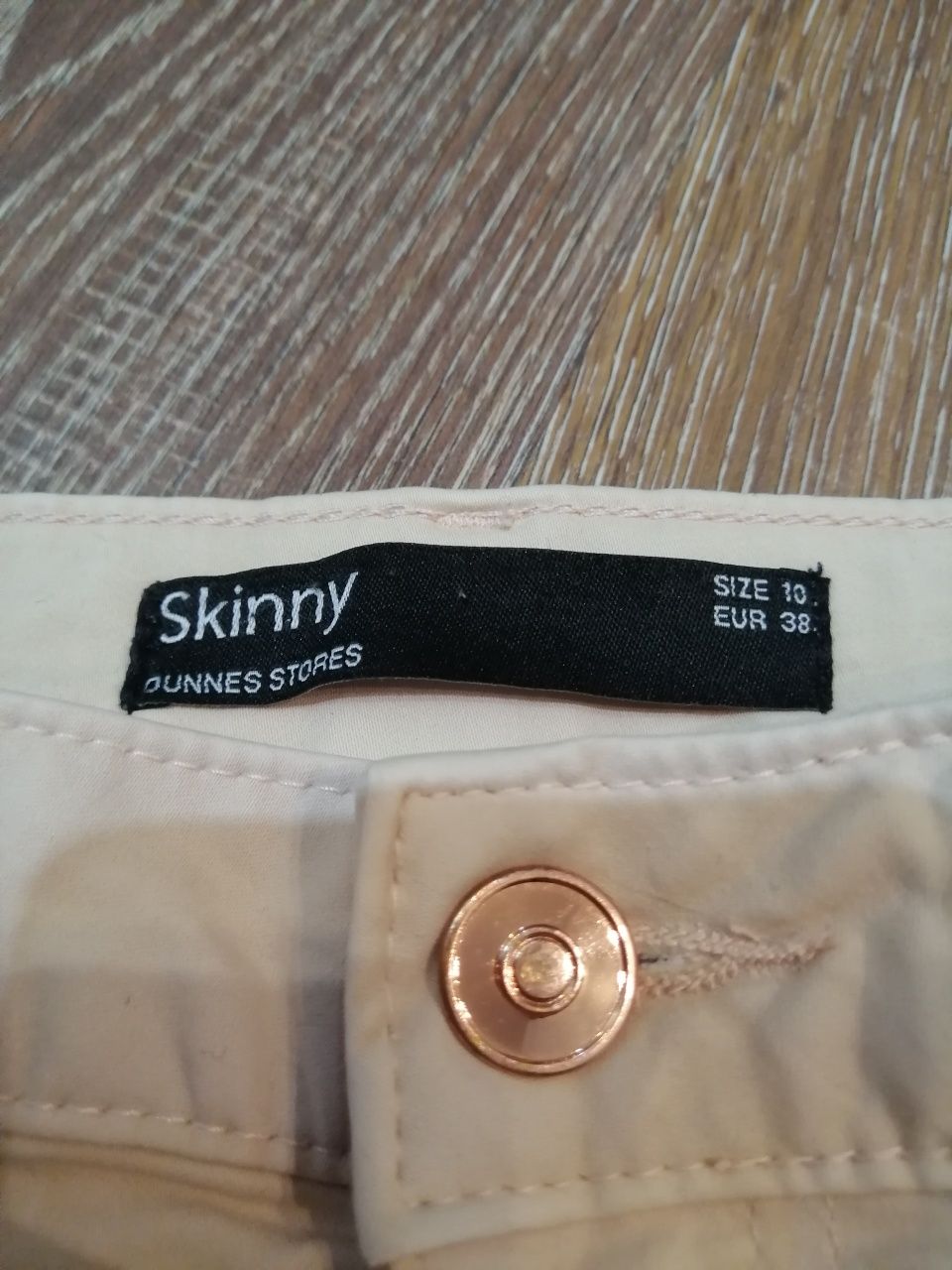 Spodnie skinny jasny beż 38 M