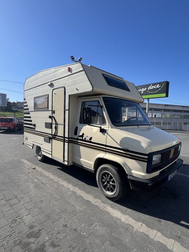 Autocaravana - fiat ducato 2.5D curta 5.20M - 5 pessoas