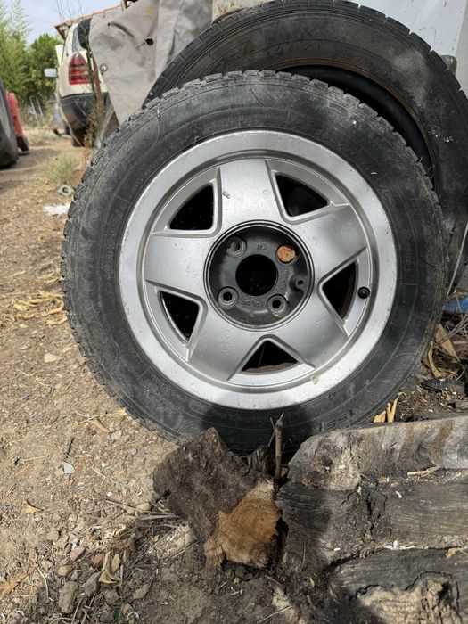 vendo jante 13 com pneus