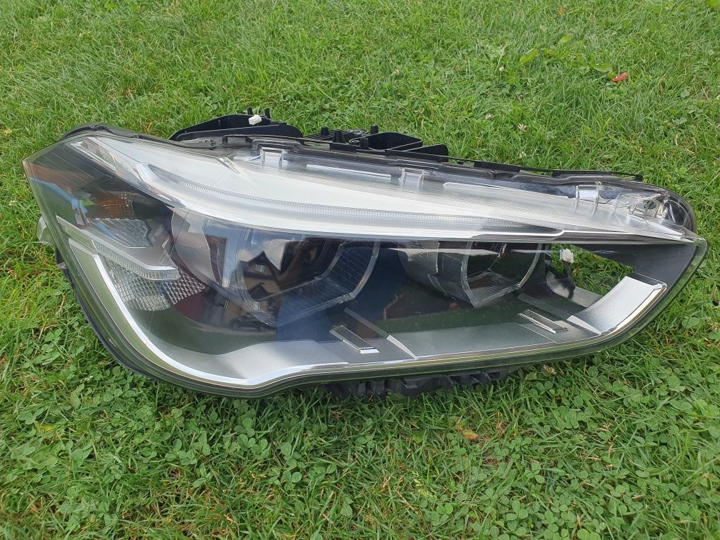 Lampa reflektor FUL Led BMW X1 F48