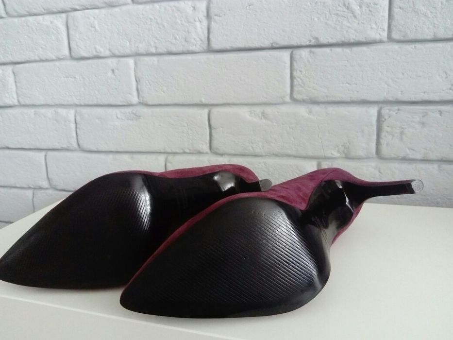 Szpilki zamszowe PRIMA MODA rozm. 38