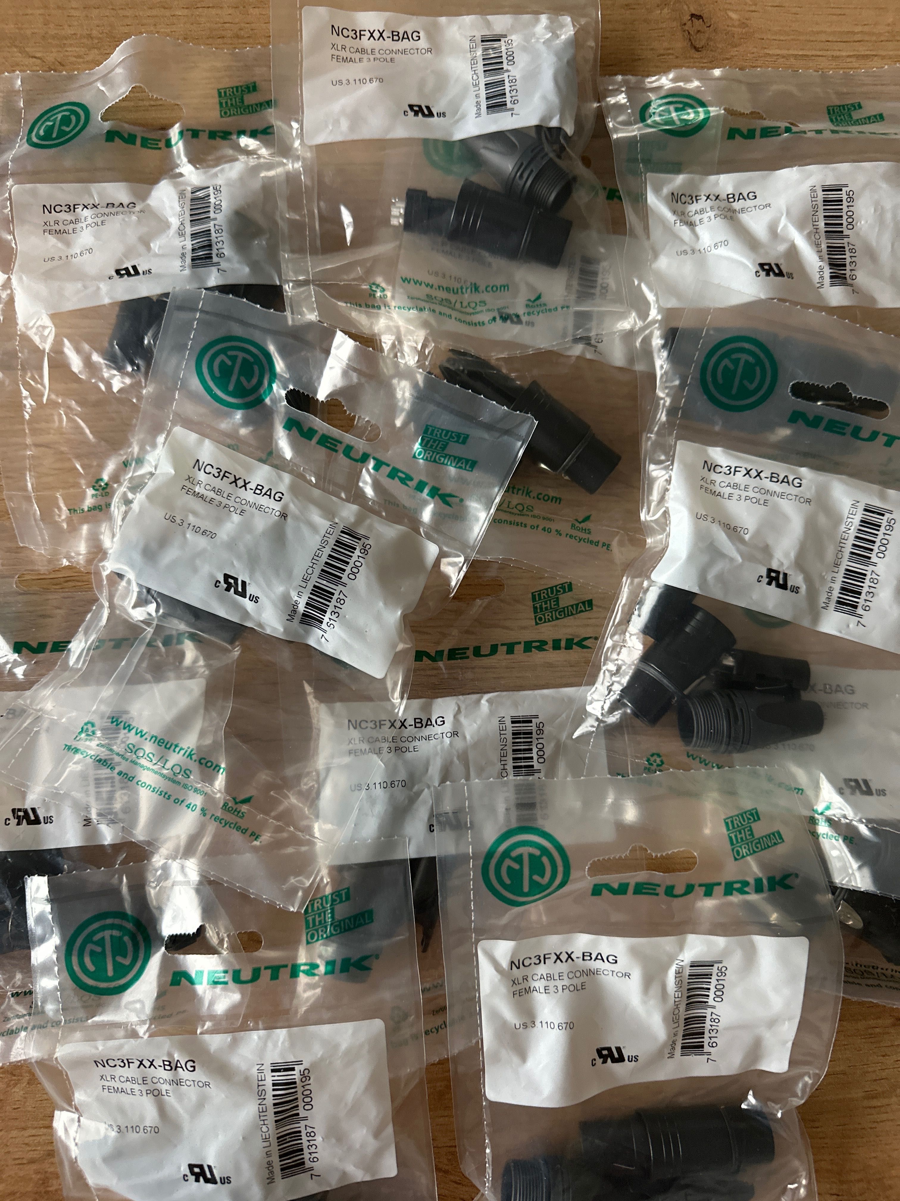 Kabel mikrofonowy Cordial CMK 250 Road - 10 metr. Neutrik sztuk 2