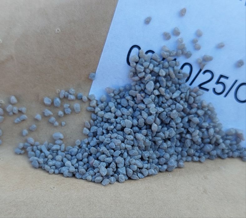 Piasek kwarcowy do posadzek,piaskowania,fugowania.