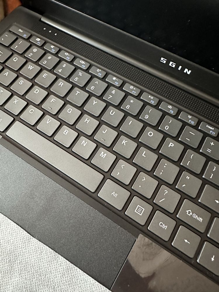 Ноутбук новий SGIN клавіатура накладки на клавіатуру