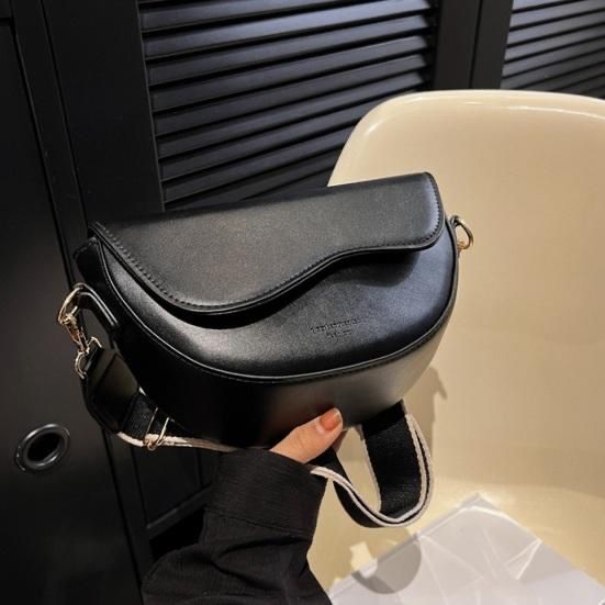 Стильна чорна сумка через плече / кросбоді