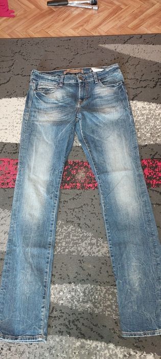 Spodnie męskie guess i buty Hugo boss