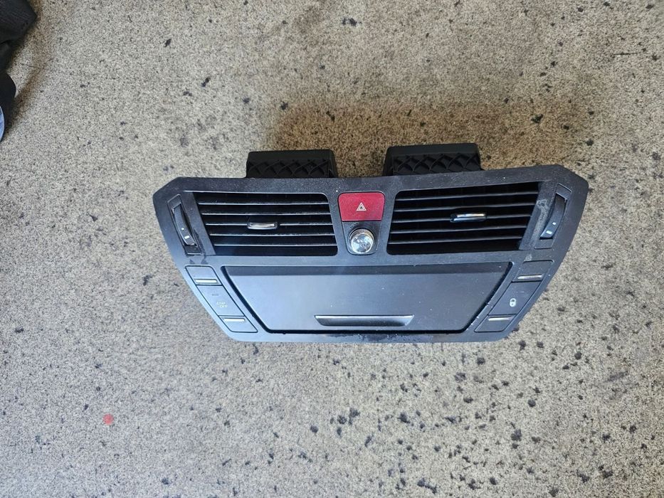 Kratka nawiewu środkowa 9683265580 Citroen C4 Grand Picasso
