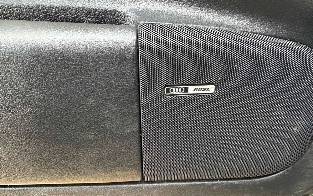 Audi A6 2000 року