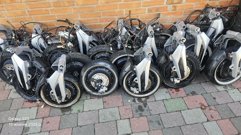 Моторколесо 3000w моторколеса для електро скутера 3000w,маятник,супор