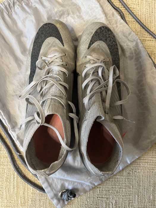 Бутсы Nike Mercurial