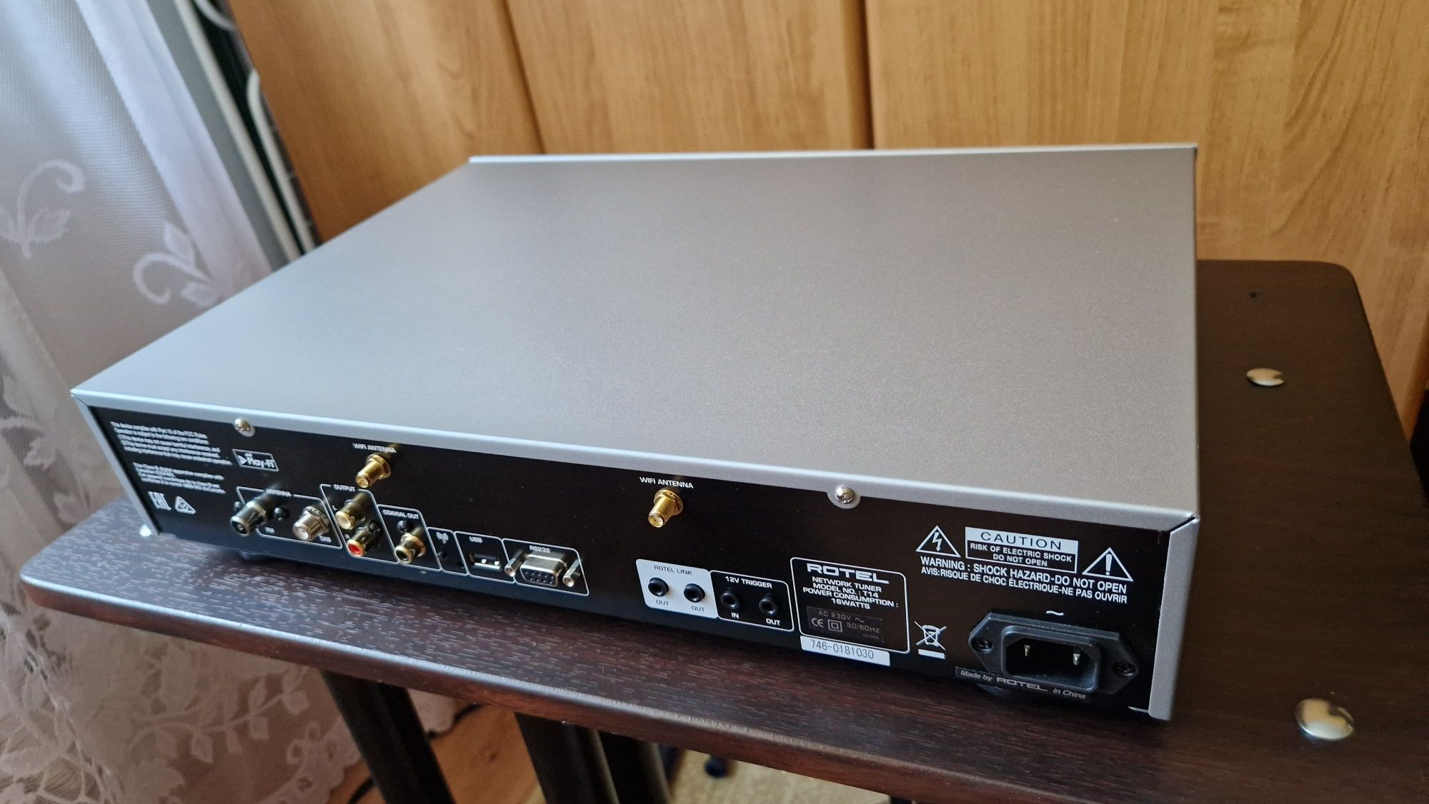 Rotel streaming tuner T 14