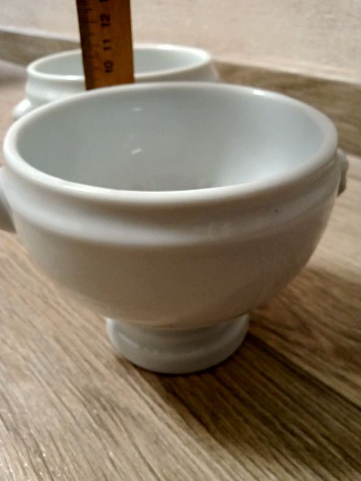 Кавоварка,вінтажні піали або кашпо